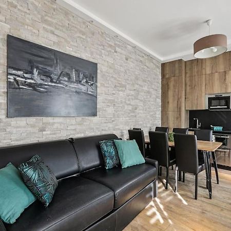 03 Tour Eiffel Appartement Pour 7 Personnes Parijs Buitenkant foto